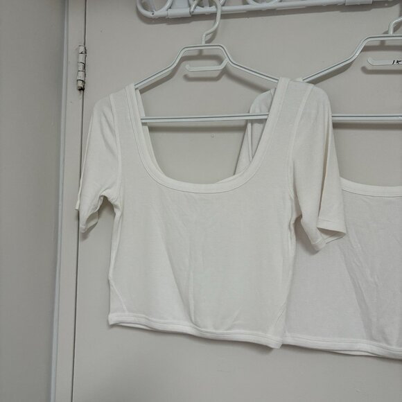 Lululemon Set of 2 Ribbed Held Tight Short Sleeve Shirt NWOT - Picture 4 of 11